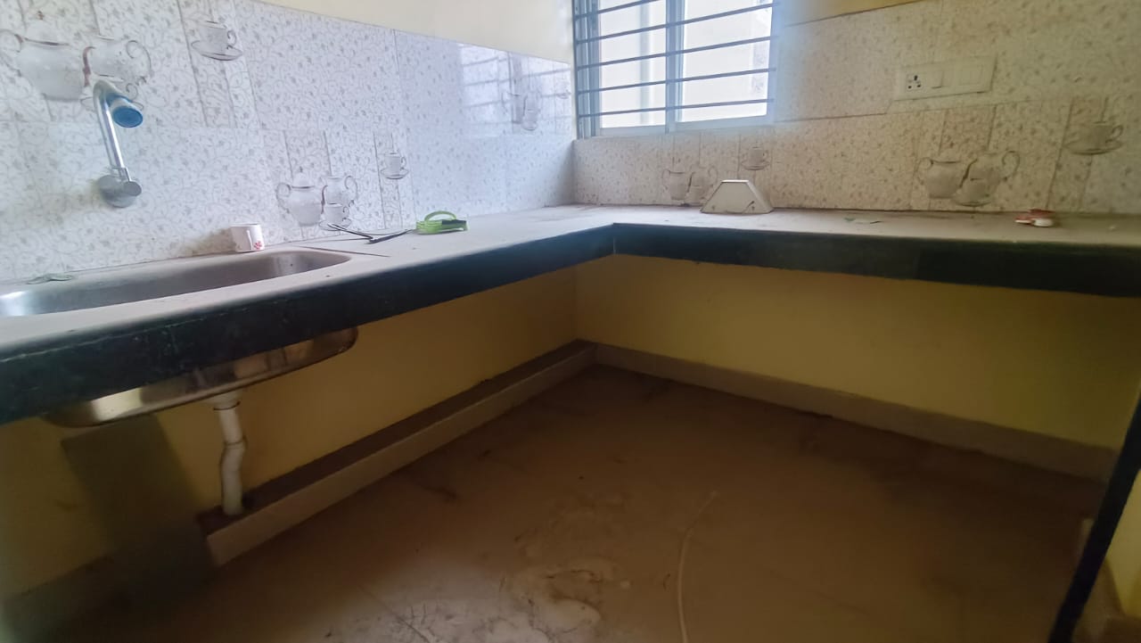 Unfurnished 3bhk in Lichubari Path, Jaya Nagar, Khanapara, Guwahati, Assam, India for Rent